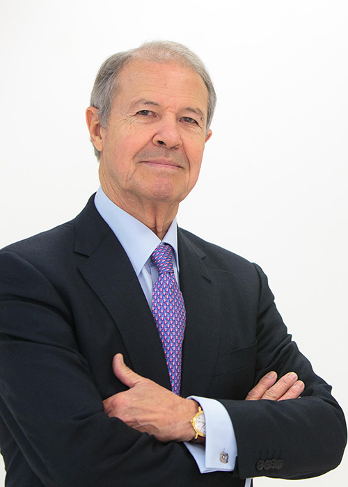 Los ingenieros industriales lamentan el fallecimiento de Luis Salvador